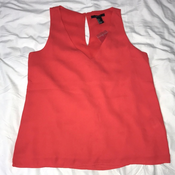 3/$30 🌺 Sleeveless Top - Size S - Picture 3 of 4